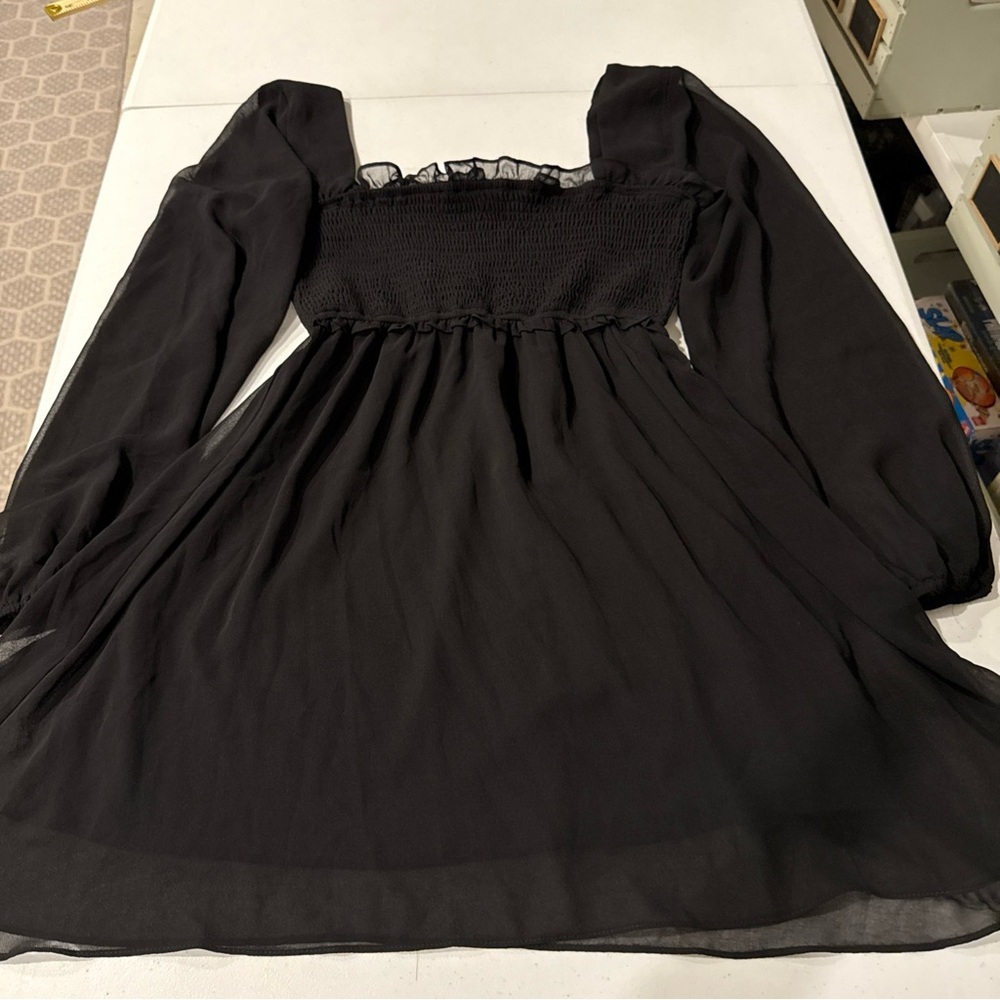 Alter’d State Dress Size Medium Black Babydoll Sheet Long Sleeves